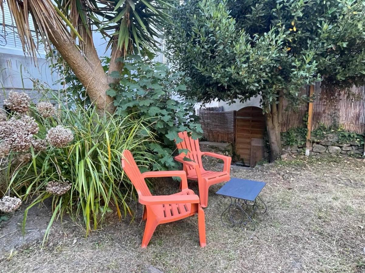 Le Patio, Coeur De Ville Avec Garage Et Jardin Vannes Dış mekan fotoğraf