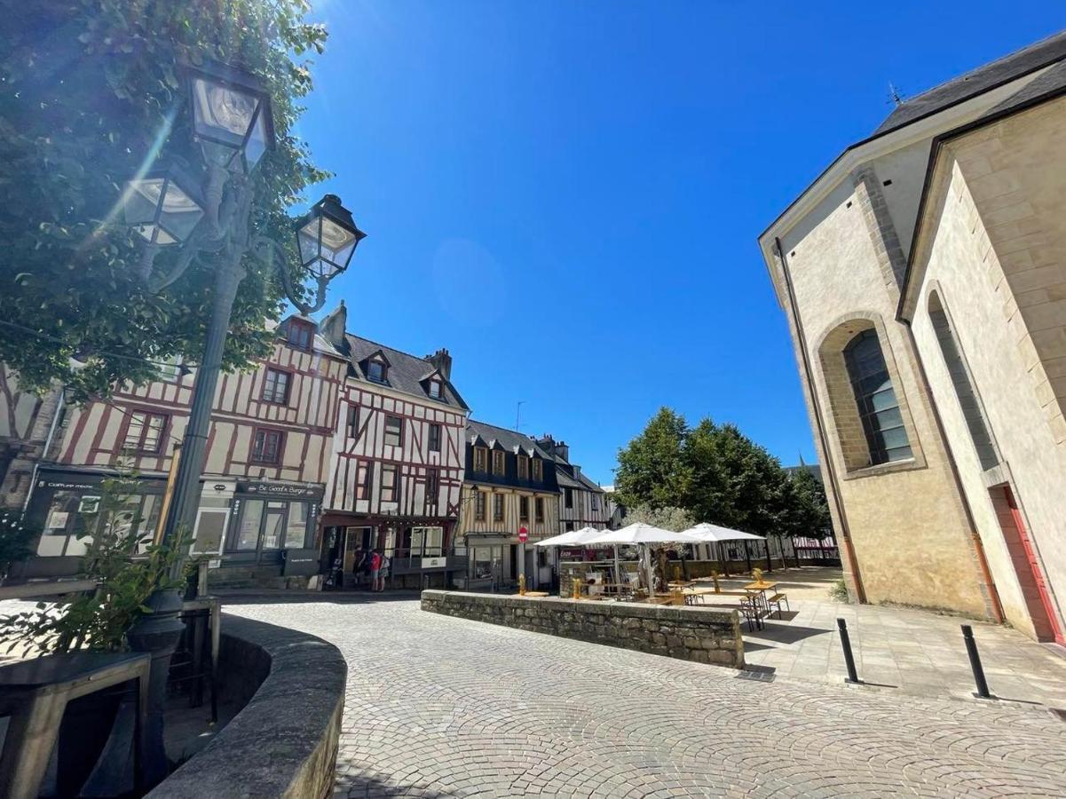 Le Patio, Coeur De Ville Avec Garage Et Jardin Vannes Dış mekan fotoğraf
