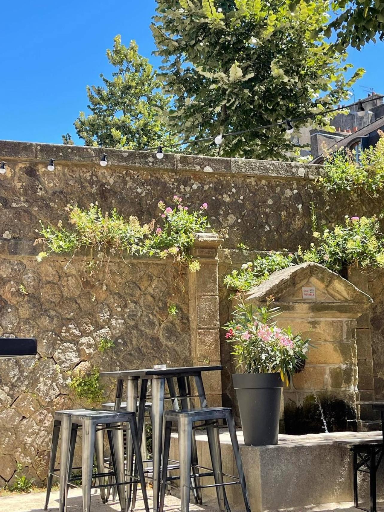 Le Patio, Coeur De Ville Avec Garage Et Jardin Vannes Dış mekan fotoğraf